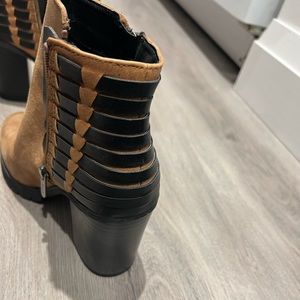 Brand new Circus by Sam Edelman 6.5 boots